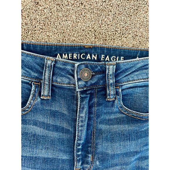 American Eagle Distress Hi-Rise Jegging size 6 short - Picture 4 of 7